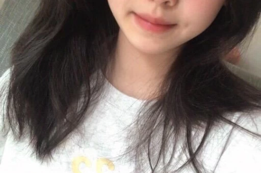 一根藤上7个瓜！明星开撕、睡粉出轨、鲜肉组团去商K个个离谱