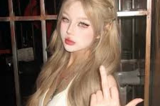 小八卦速递：梁家辉数钞票不哭、马嘉祺坐副驾有六个司机、唐艺昕见邀约就走